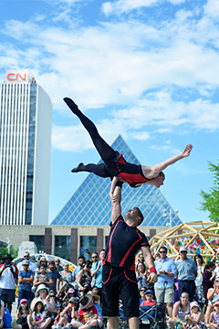 Street Performer Jobs, Employment