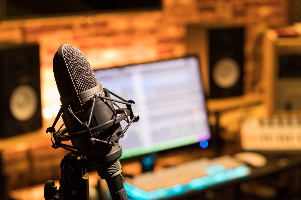 Top Tips for Landing Voice Acting Positions in 2025