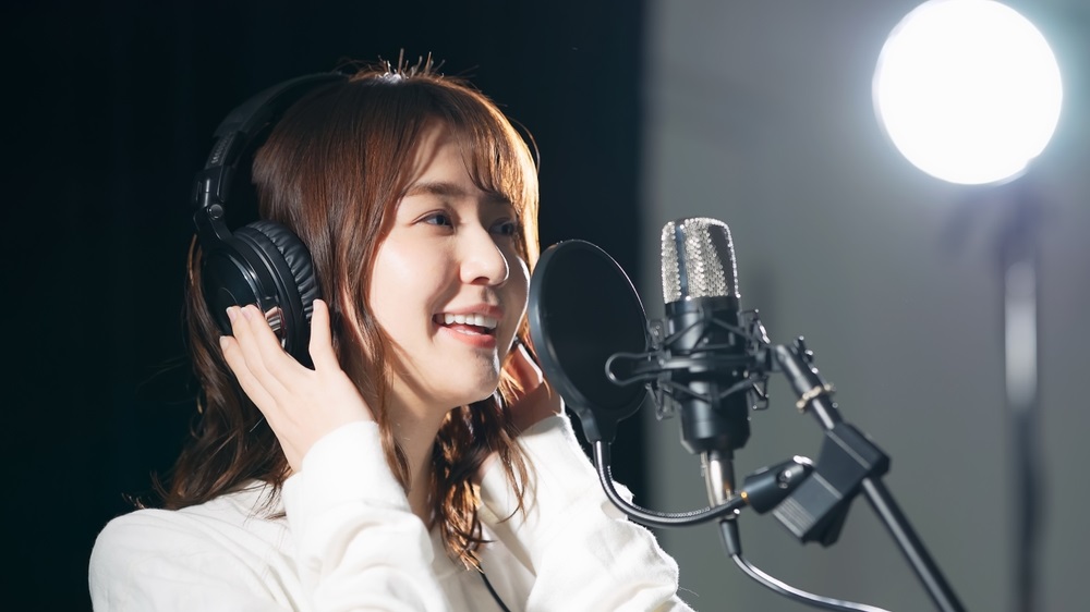 How to Become a Commercial Voice Actor